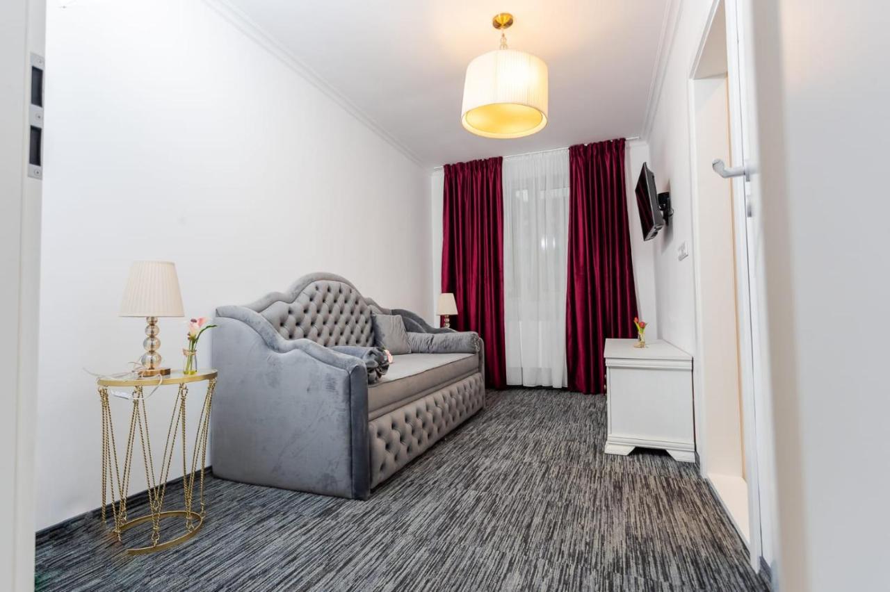 Apartament Carolyne Bistriţa Exterior foto
